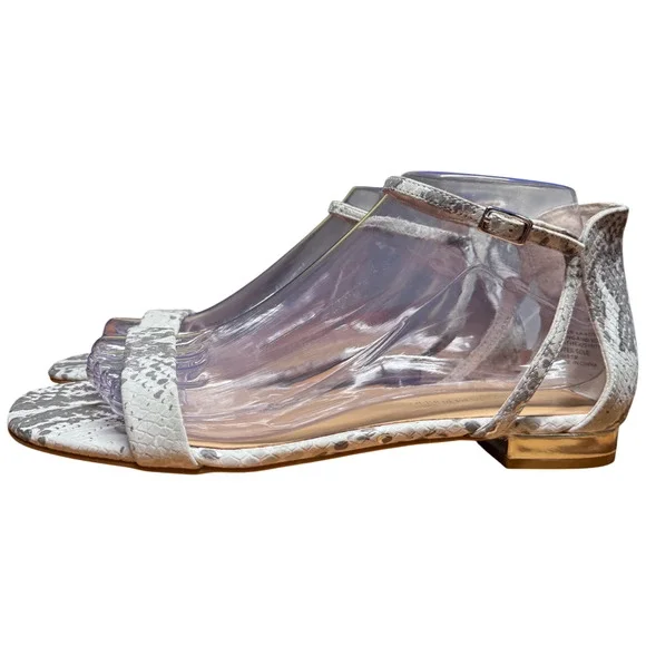 BANANA REPUBLIC Women 7.5 Flat Leather Sandal Cream Gray Snake Ankle Strap Shoe - Picture 6 of 14